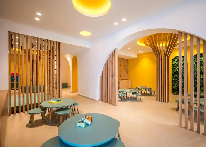 Arminda & 4* Hersonissos (Crete)