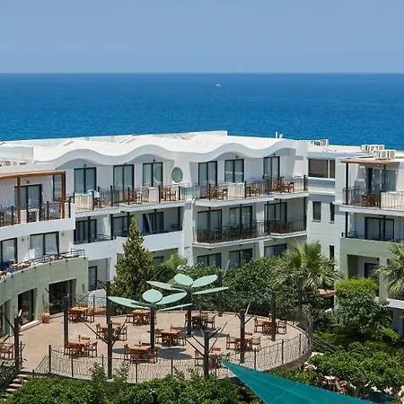 Arminda & Resort 4*