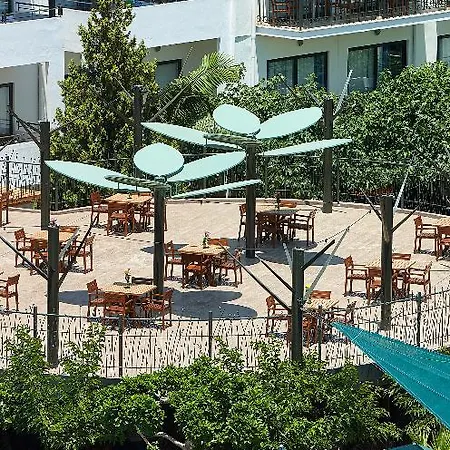 Arminda & Semesteranläggning (resort)