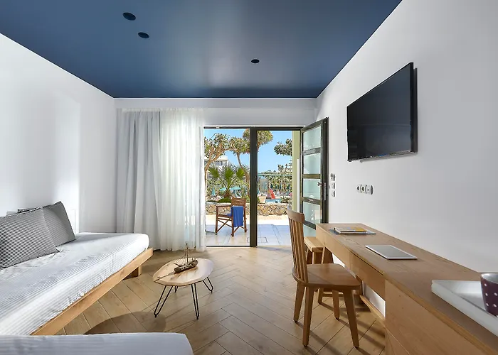 Arminda & Resort Hersonissos (Crete)